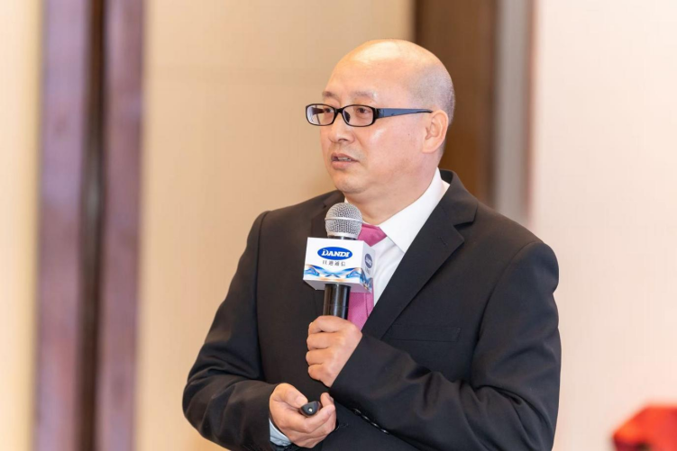 十載深耕鑄輝煌 同心聚力啟新程              ——旦迪通信十周年慶典暨首顆芯片量產(chǎn)發(fā)布會(huì)圓滿落幕”